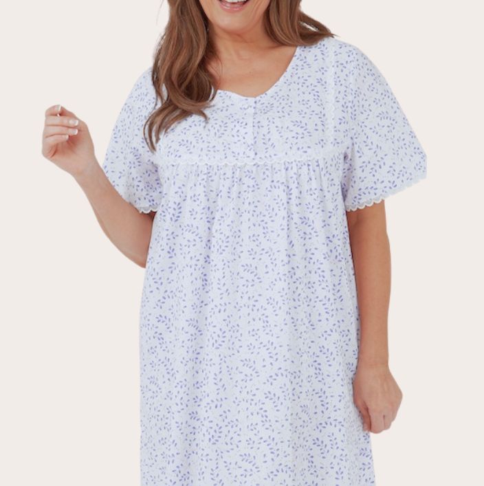 Polycotton Swirl Leaf Short Sleeve Nightdress 44"